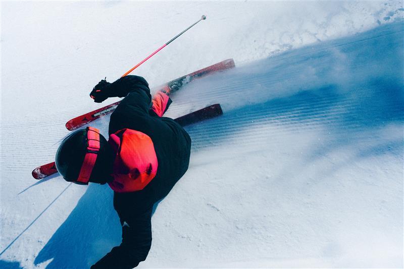 Atomic_Redster25_Alpine_SilvanoZeiter_6